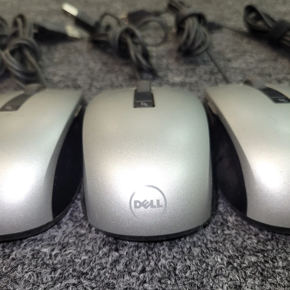 (Lot of 3) Dell USB Mice M-UAV-DEL8 Computer Optical Scroll Wheel Mouse - 4K93W